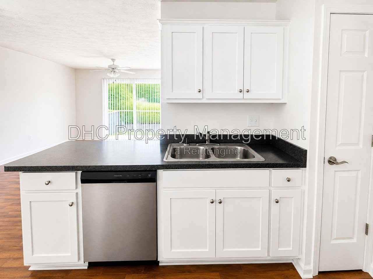 5000 Armour Rd #2H - Photo 5 of 10