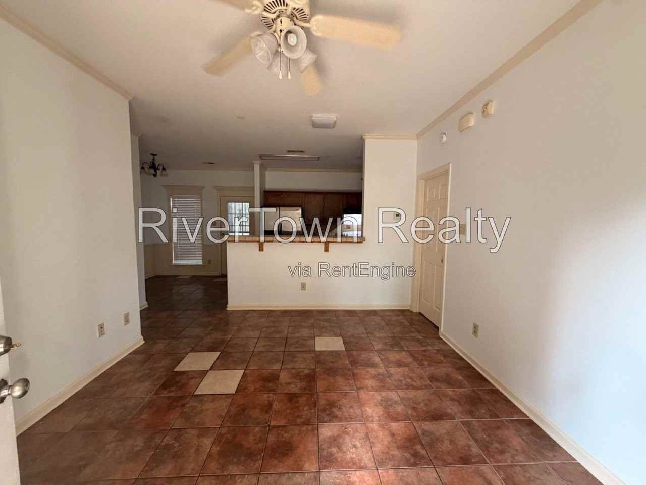657 Gookin Pl - Photo 2 of 8