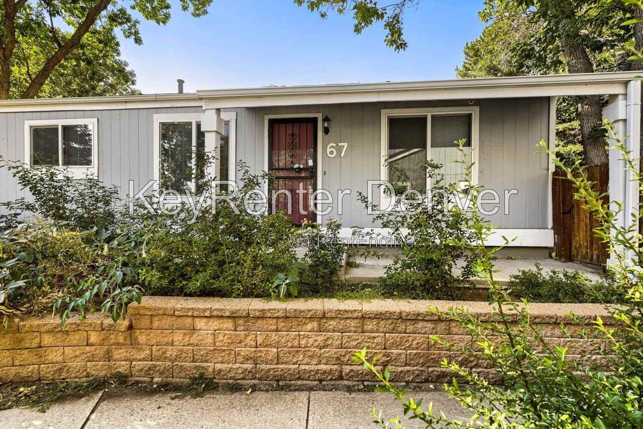 2557 S Dover St #67 - Photo 2 of 24