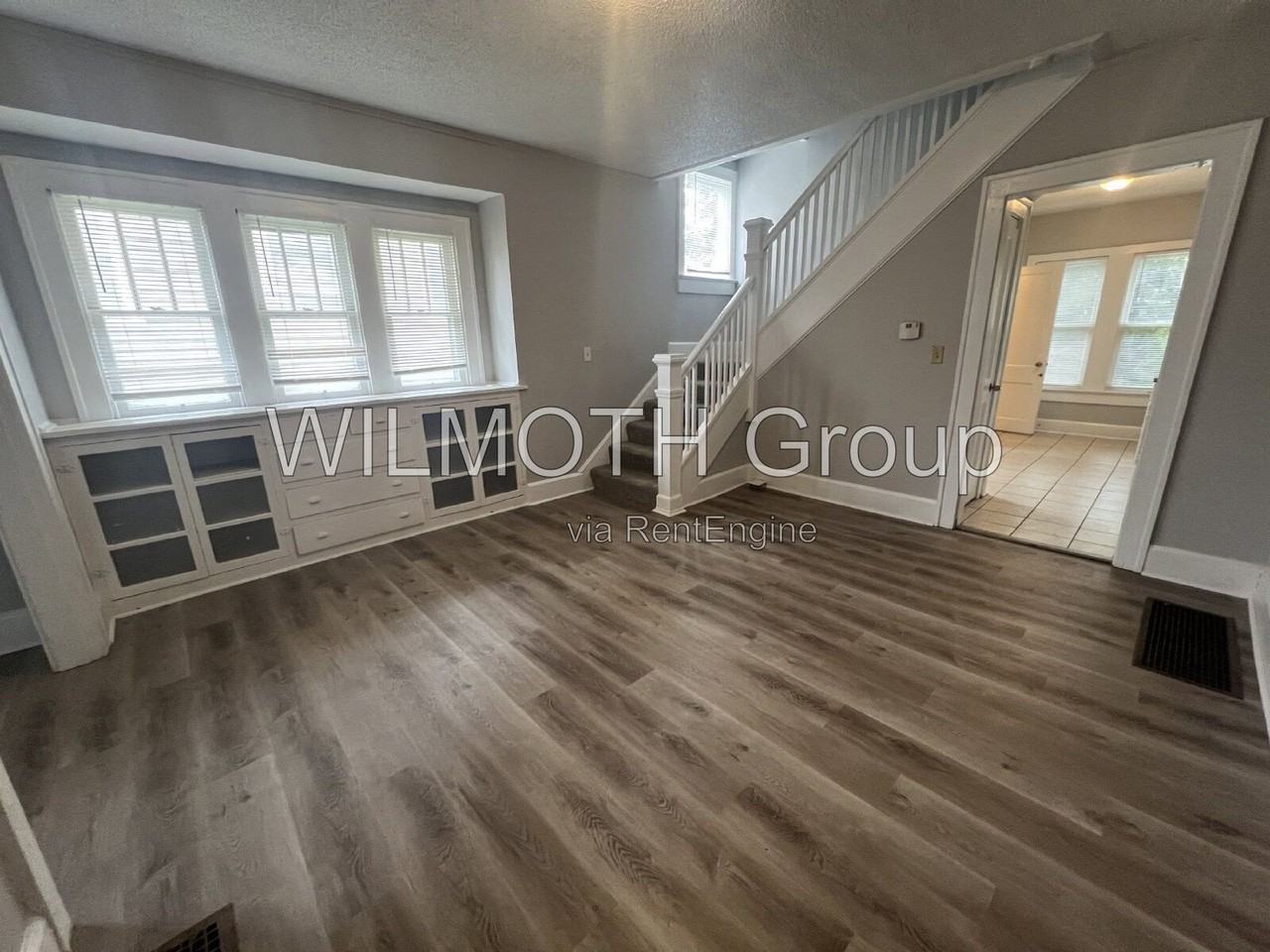 3948 Boulevard Pl - Photo 4 of 21