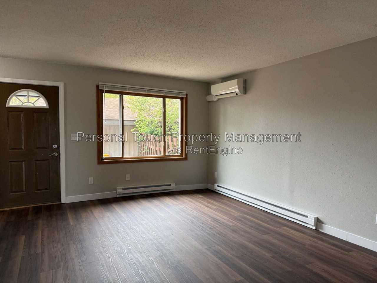 561 4th Ave Nw - Photo 2 of 35