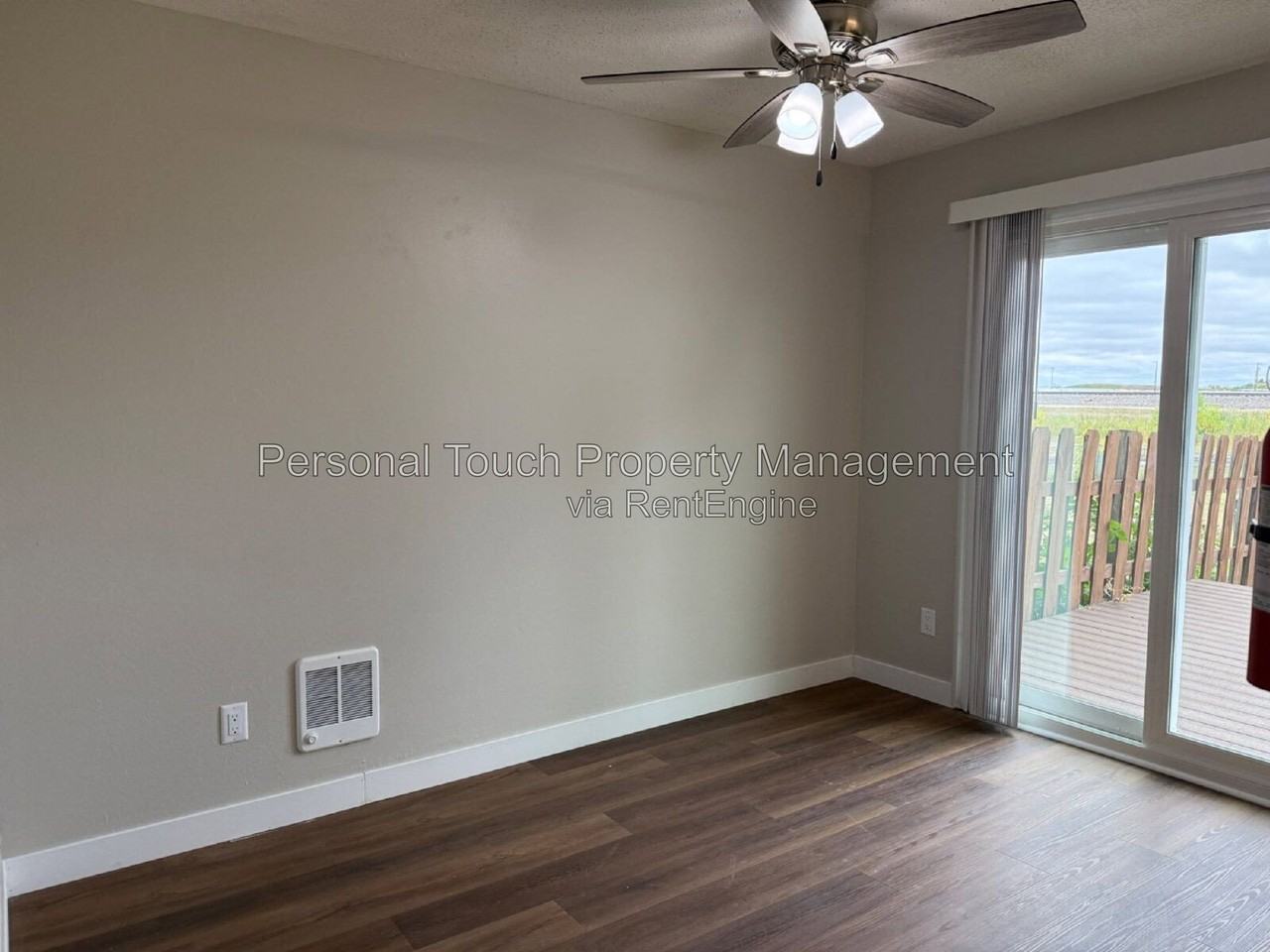 561 4th Ave Nw - Photo 6 of 35