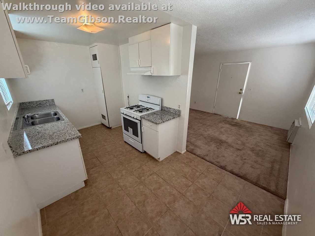1447 7th St #1 - Photo 4 of 20