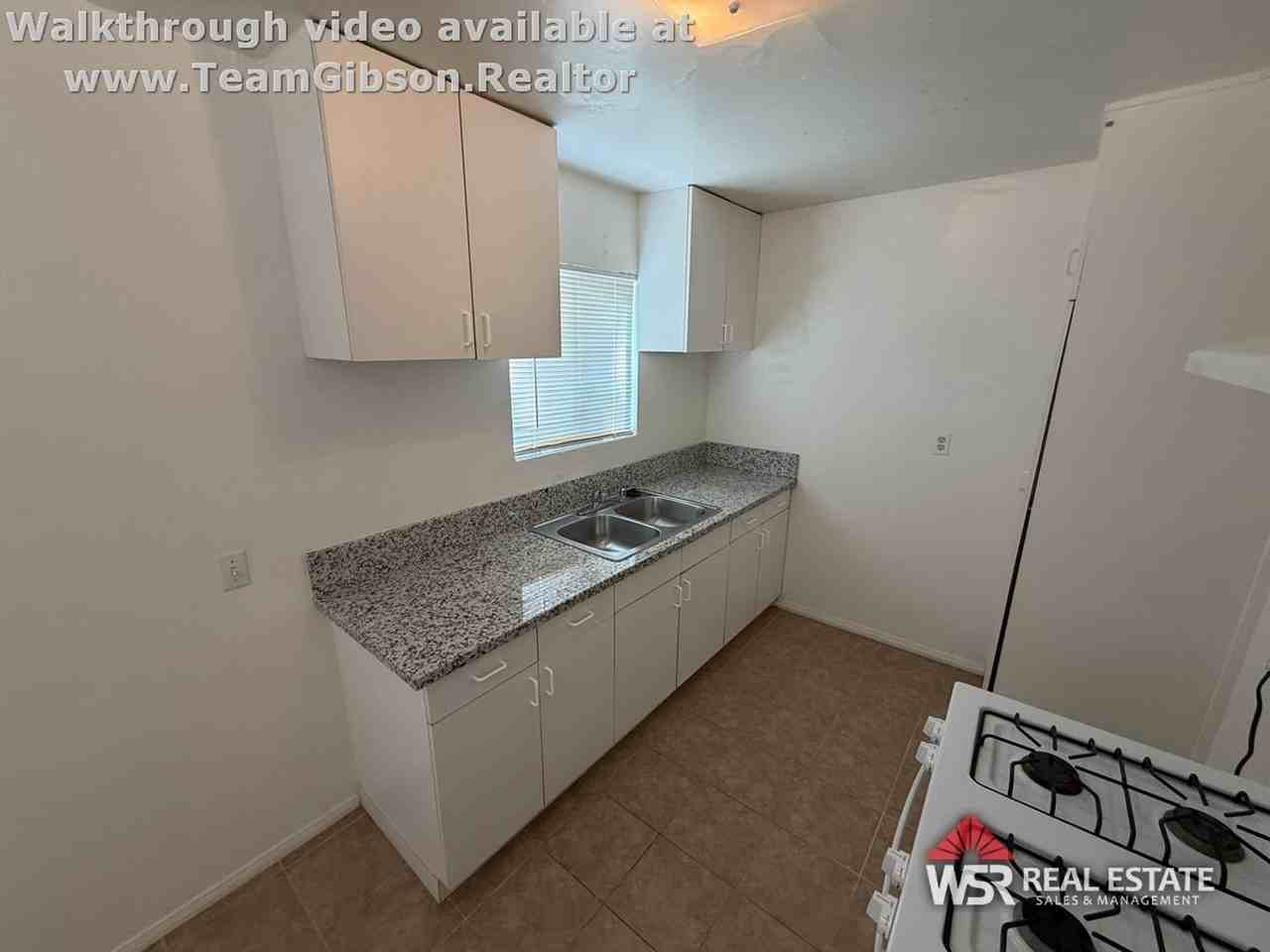 1447 7th St #1 - Photo 5 of 20