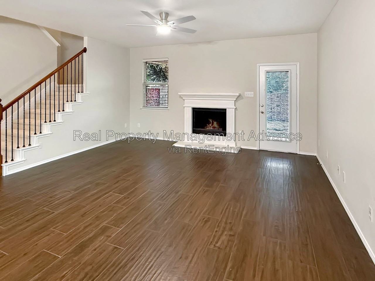 1290 Lasso Dr - Photo 4 of 21