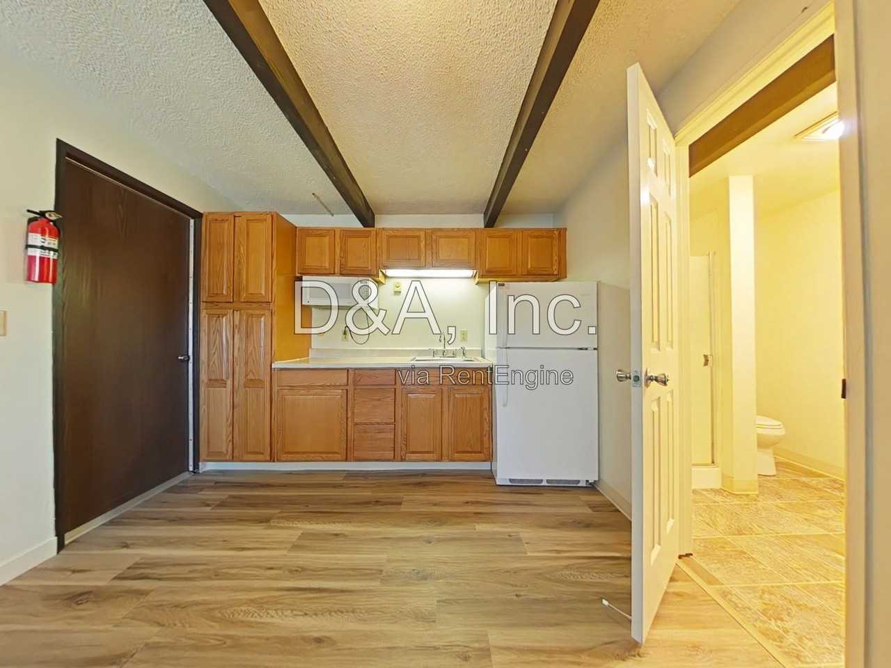 2907 Nw Glenridge Dr #B - Photo 6 of 10