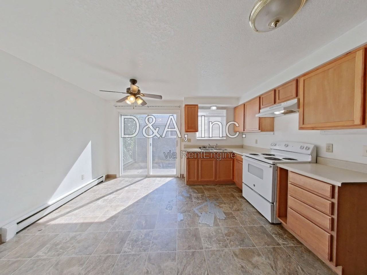 1690 Del Rio Ave Se - Photo 4 of 14