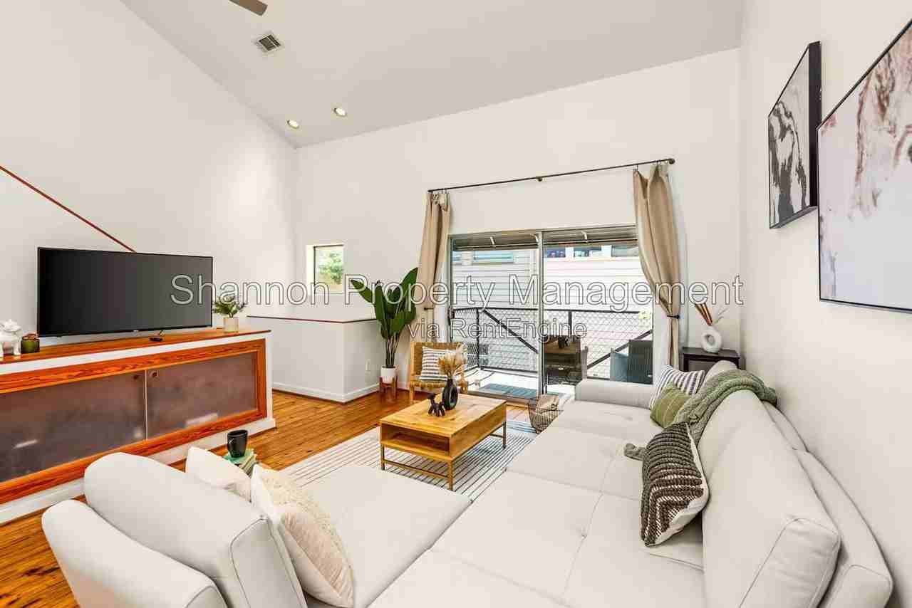 712 Ruthven St - Photo 6 of 38