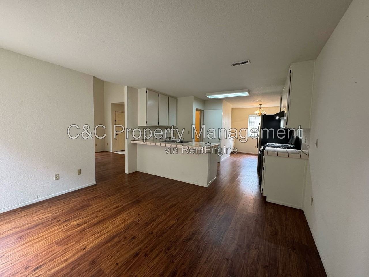 1026 Olympic Ln - Photo 7 of 21