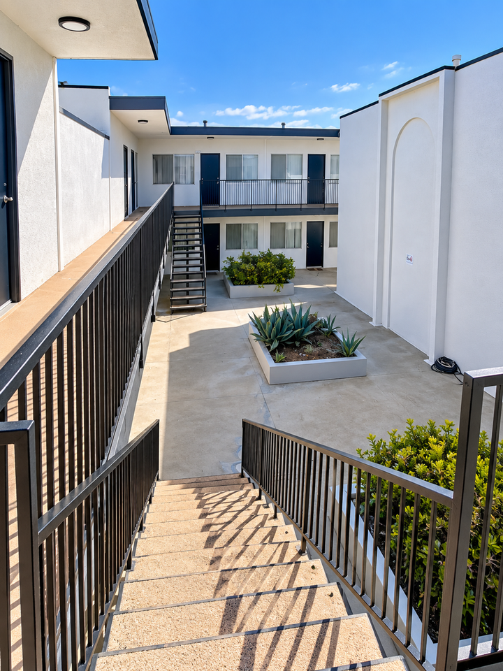 14019 Cerise Ave - Photo 4 of 7