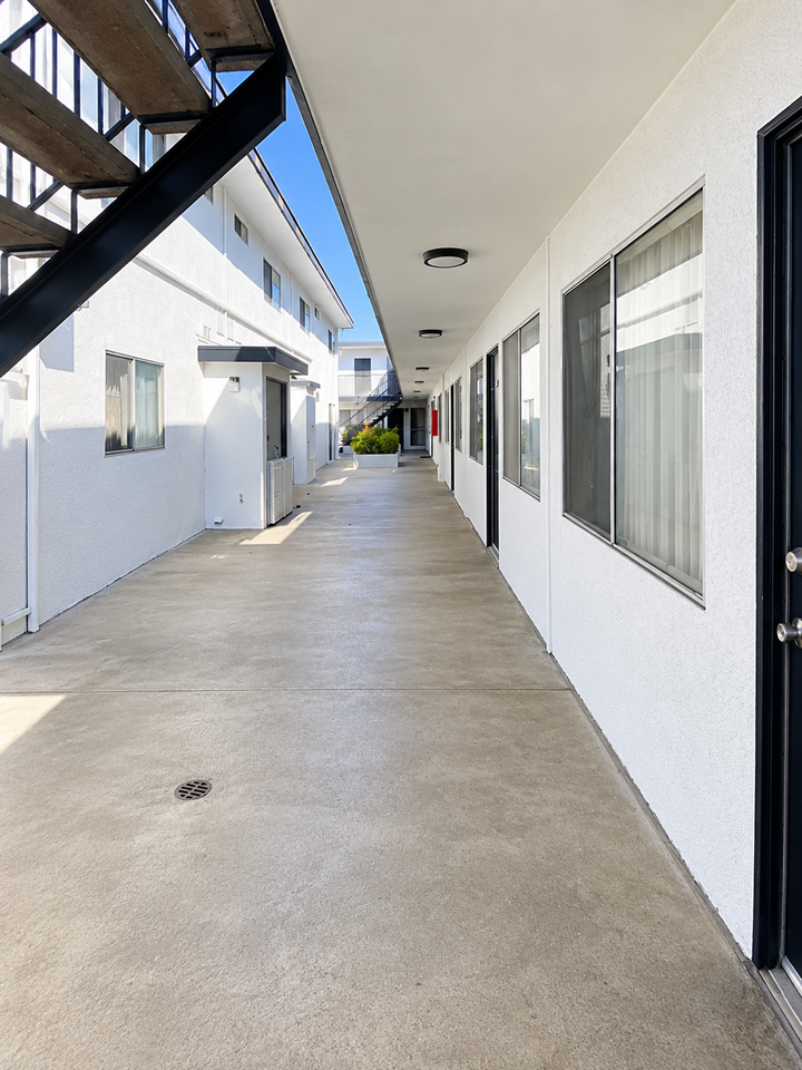14019 Cerise Ave - Photo 7 of 7
