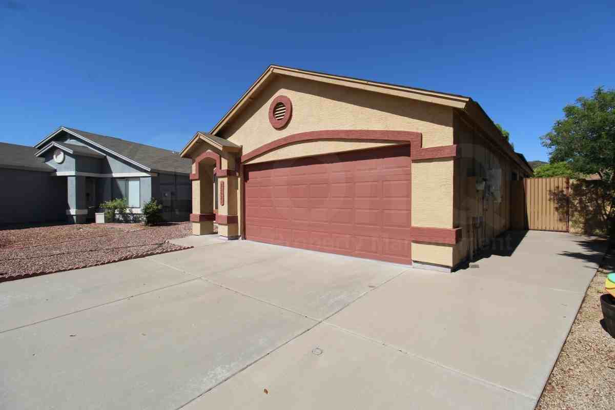 22623 N 31st Dr - Photo 2 of 24