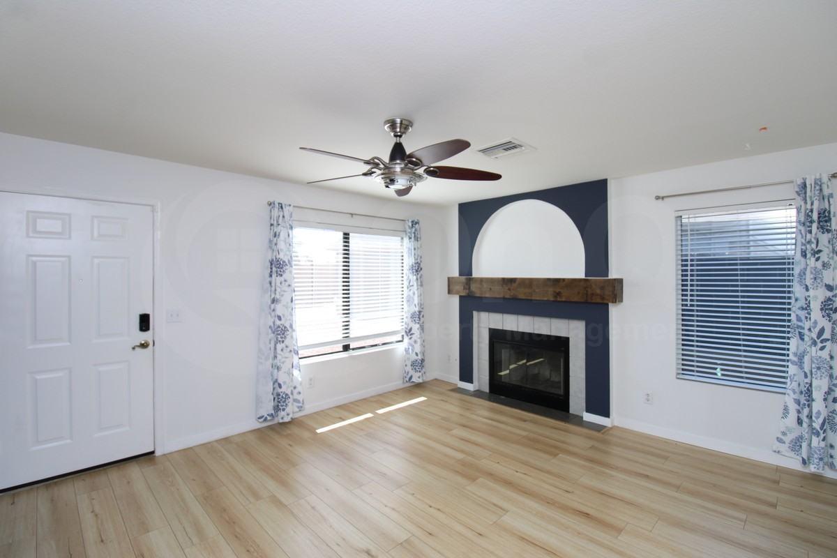 22623 N 31st Dr - Photo 7 of 24