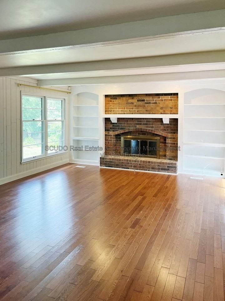 12306 Pawnee Ln - Photo 5 of 26
