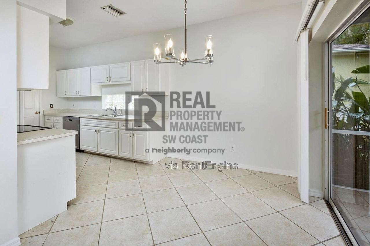 10735 Maui Cir - Photo 2 of 18