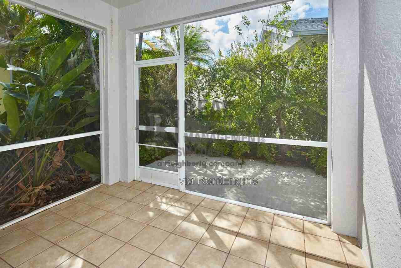 10735 Maui Cir - Photo 6 of 18