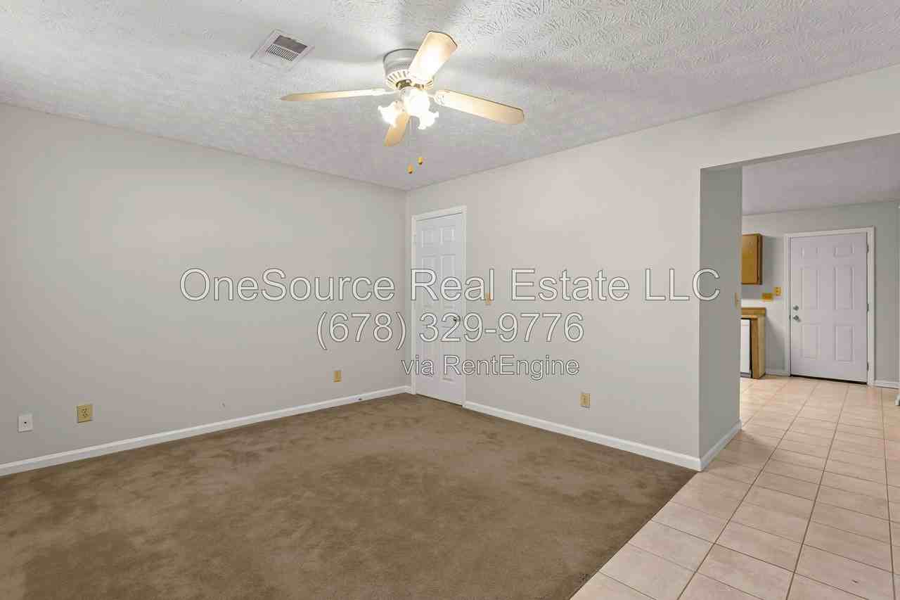 502 Oakwood Ct - Photo 6 of 30