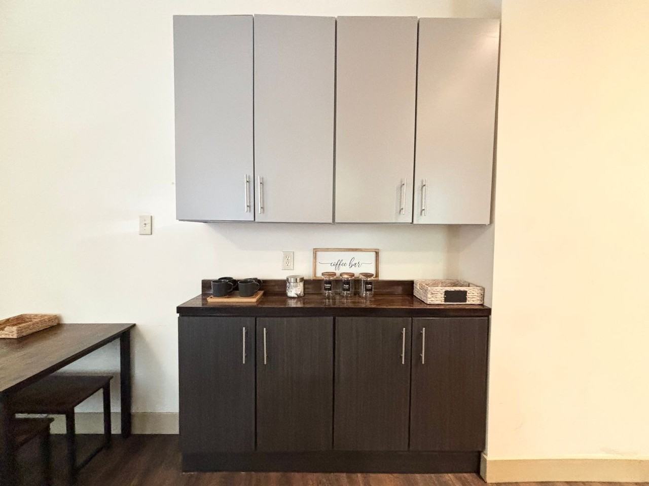 1006 Eliza St - Photo 6 of 21