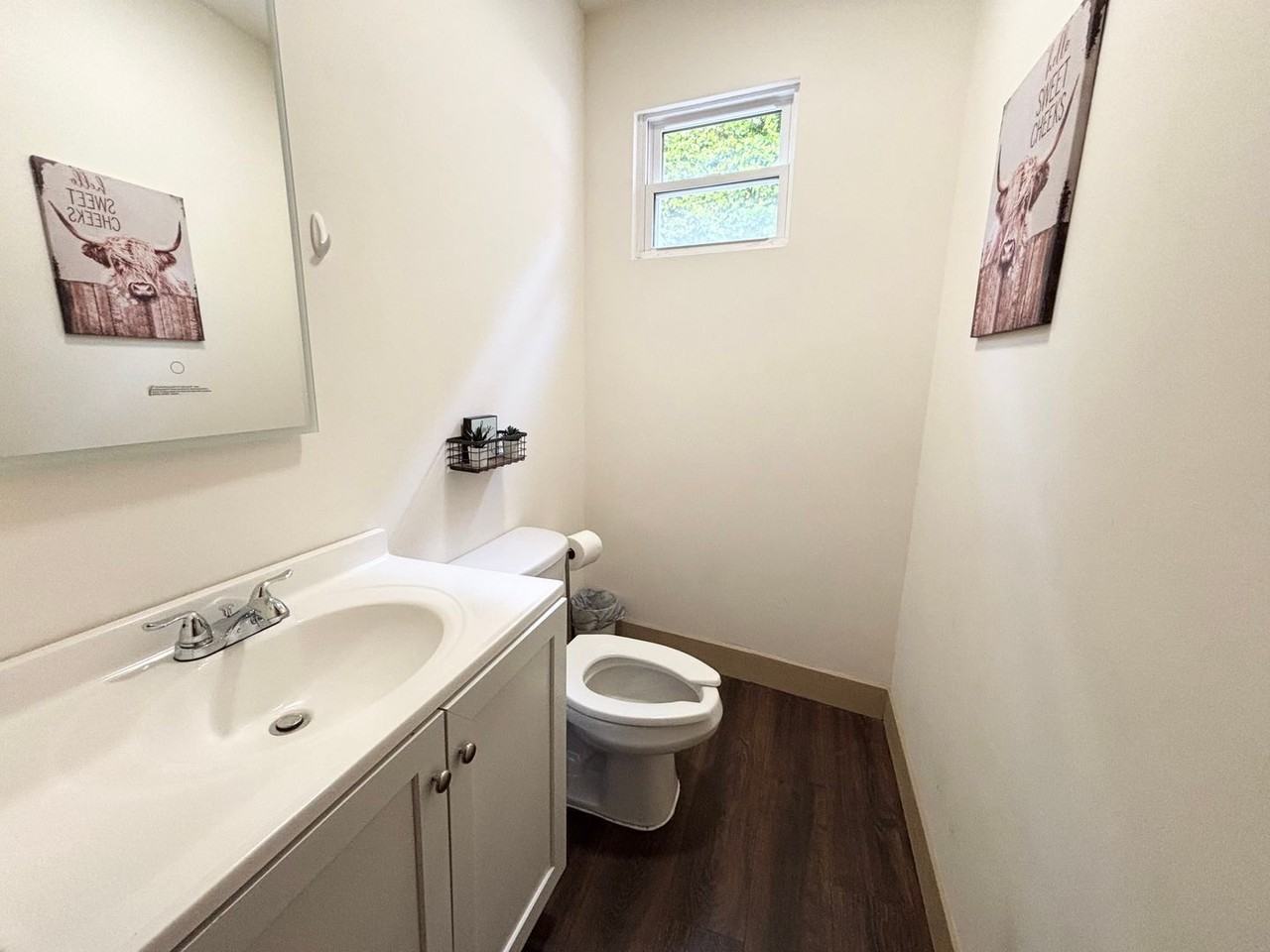 1006 Eliza St - Photo 7 of 21