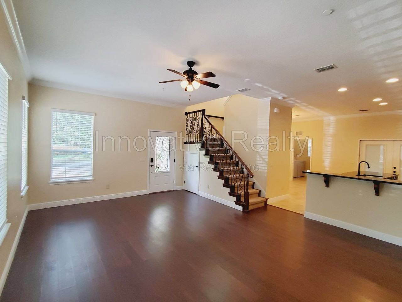 1381 Orchid Ave - Photo 4 of 21