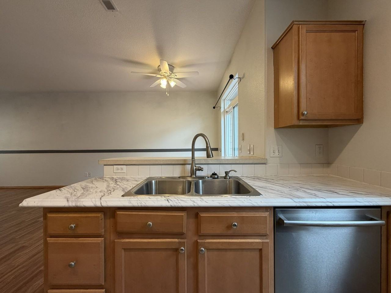 17372 Sw Donald Ct - Photo 5 of 35