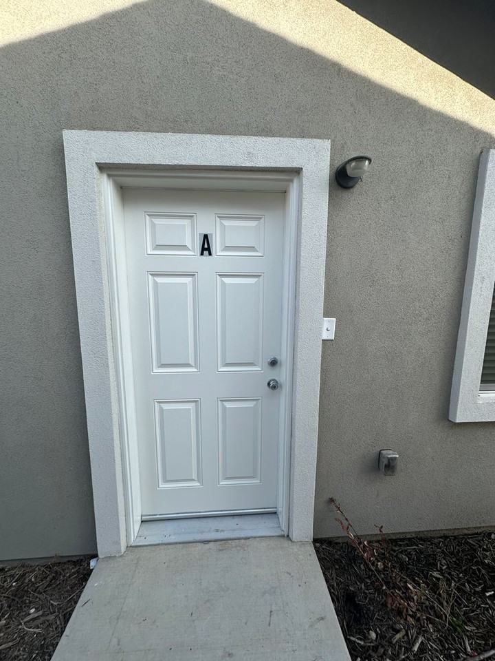 Rosedale Villas - Photo 4 of 13