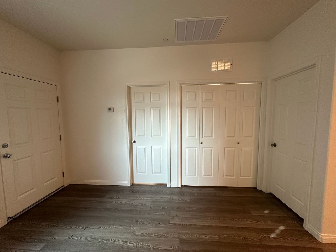 Rosedale Villas - Photo 7 of 13