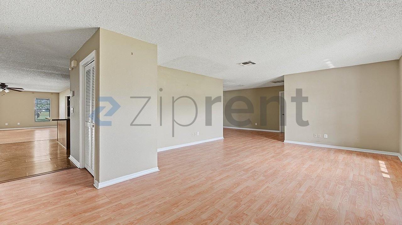 15380 Eastwood Trl - Photo 6 of 40