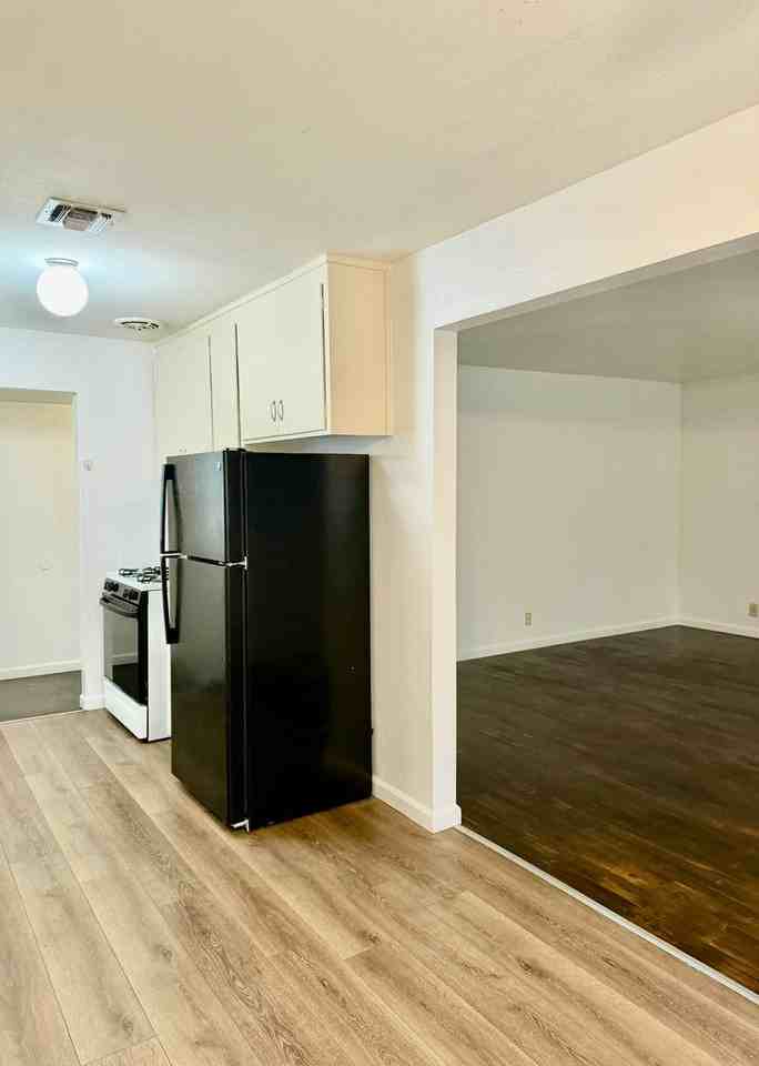2140 48th Ave - Photo 6 of 19