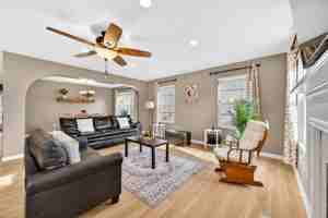 featured image of 1961 Creek Bank Dr