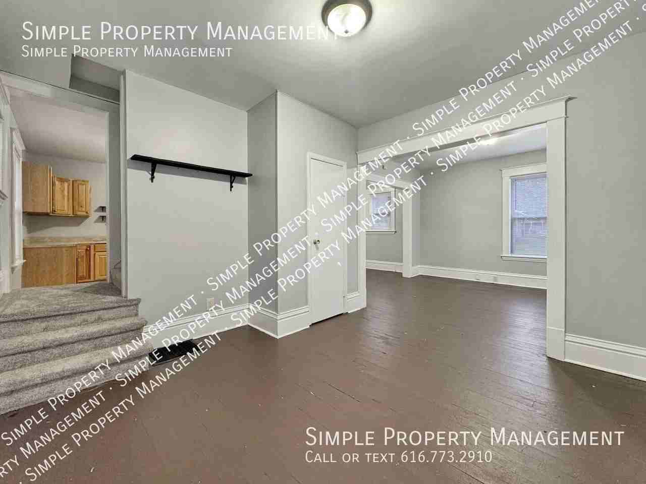 851 Dayton St Sw - Photo 4 of 23