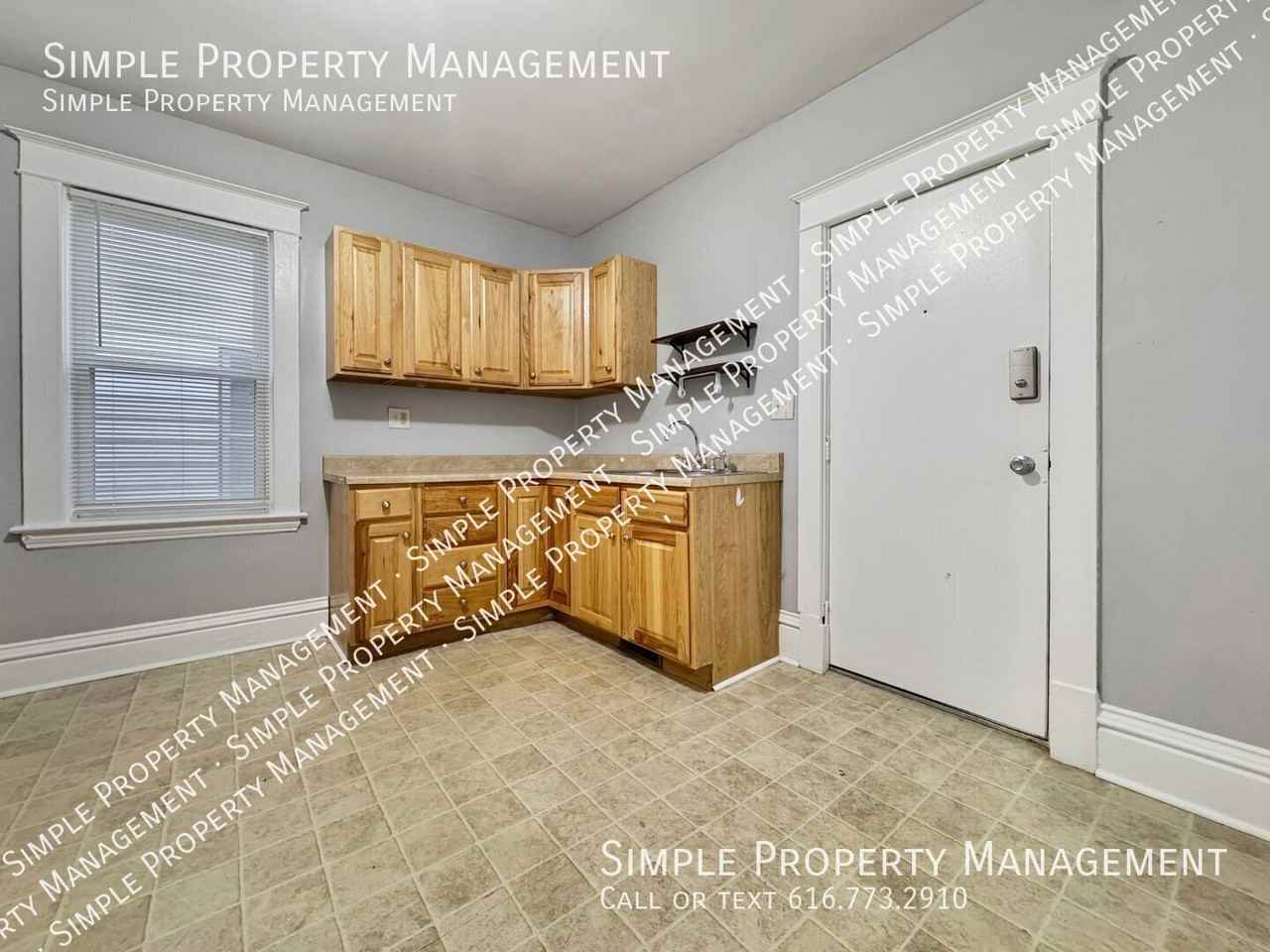 851 Dayton St Sw - Photo 7 of 23