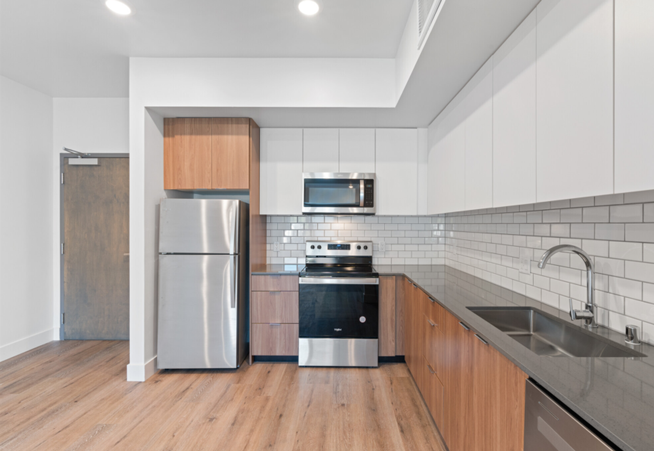 301 D St Apatments - Photo 2 of 10
