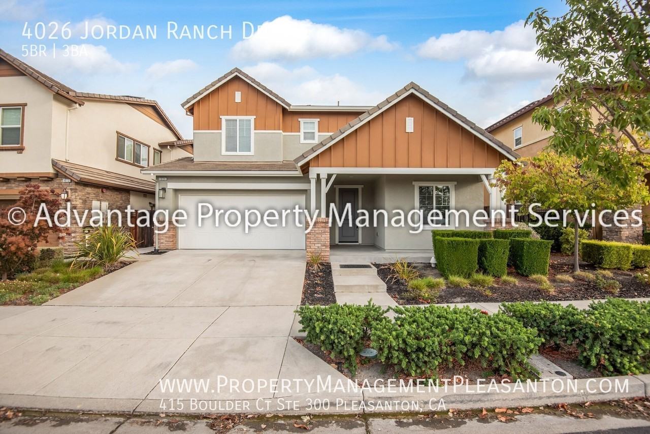 4026 Jordan Ranch Dr - Photo 2 of 16