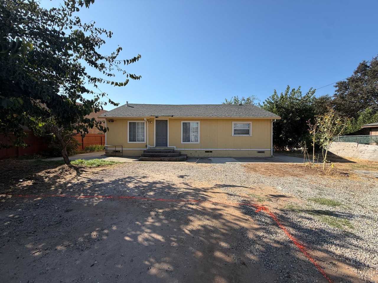 1528 Los Robles - Photo 3 of 50