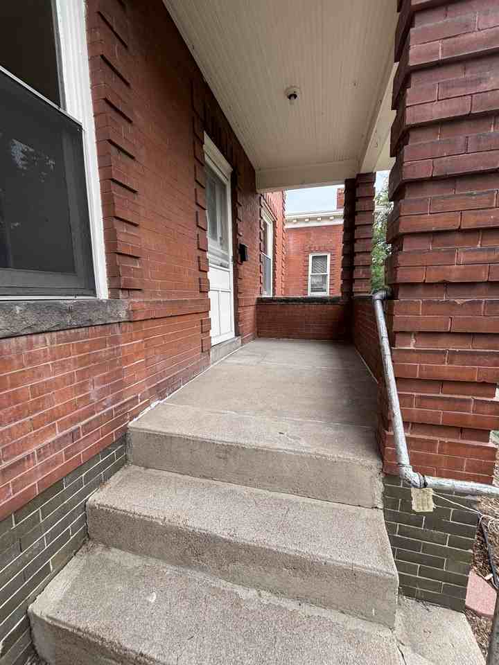 505 N Emerson St #827 - Photo 3 of 14