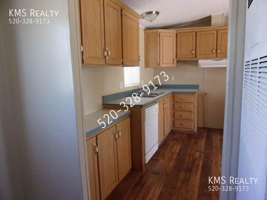 5202 S Liberty Ave - Photo 3 of 30