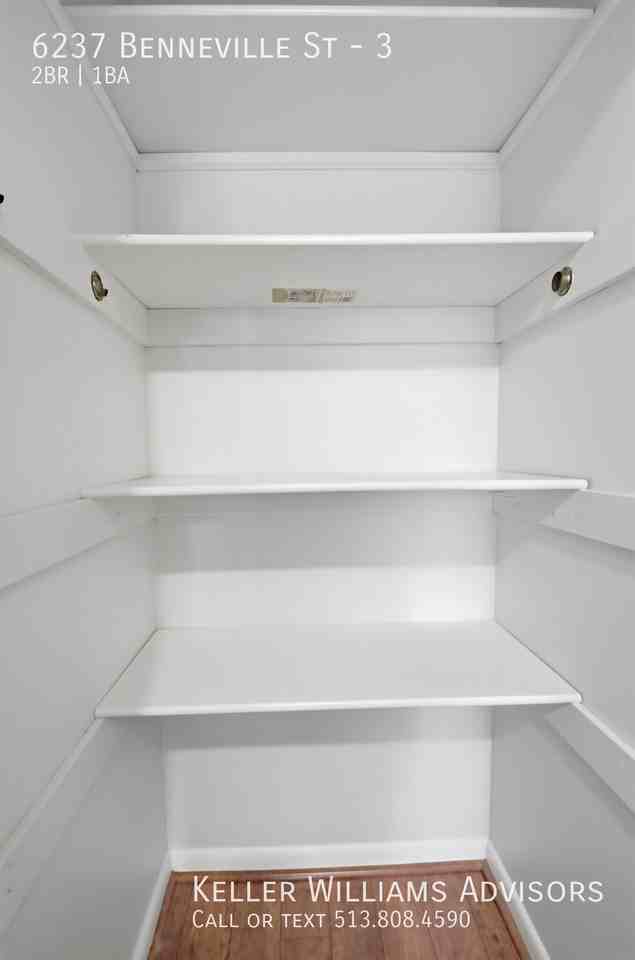 6237 Benneville St #3 - Photo 6 of 35