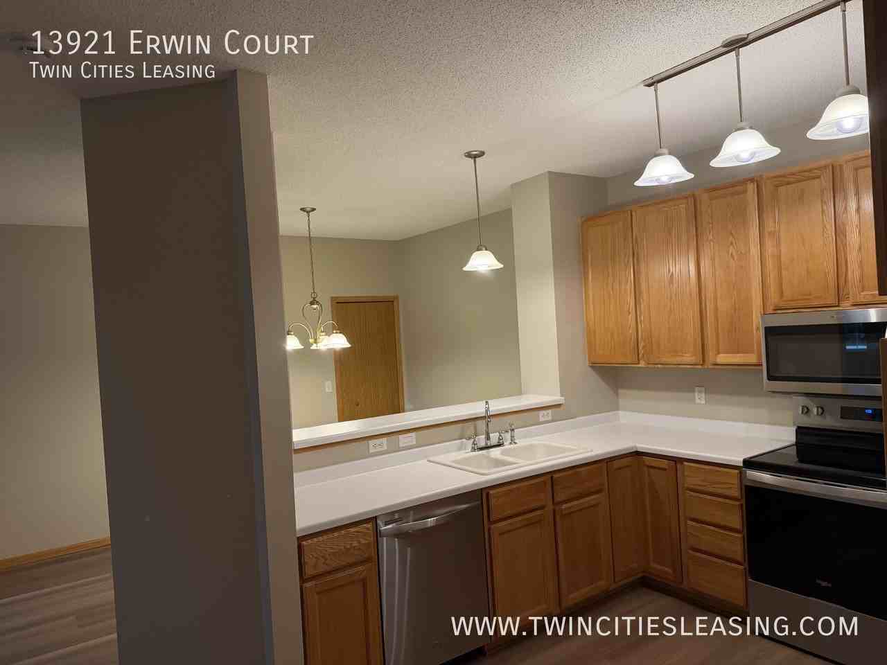13921 Erwin Ct - Photo 5 of 20
