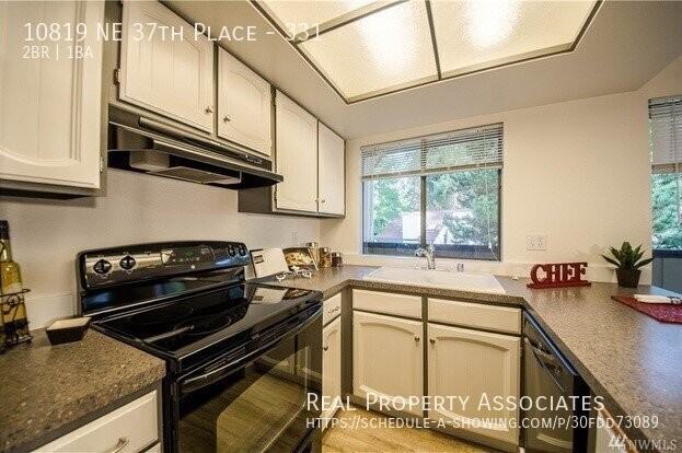 10819 Ne 37th Pl #331 - Photo 4 of 26