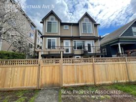 3658 Whitman Ave N Apt B #Apt B - Photo 1 of 1