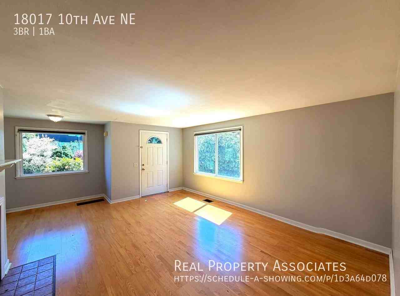 18017 10th Ave Ne - Photo 3 of 16