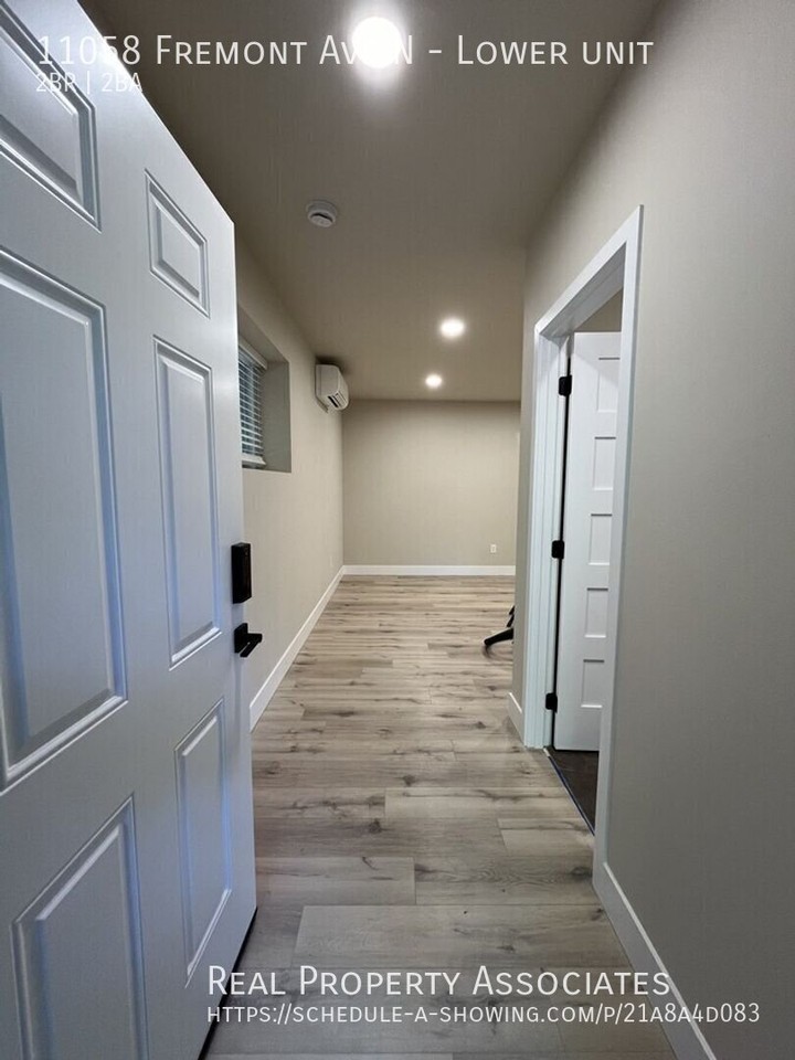 11058 Fremont Ave N - Photo 2 of 18