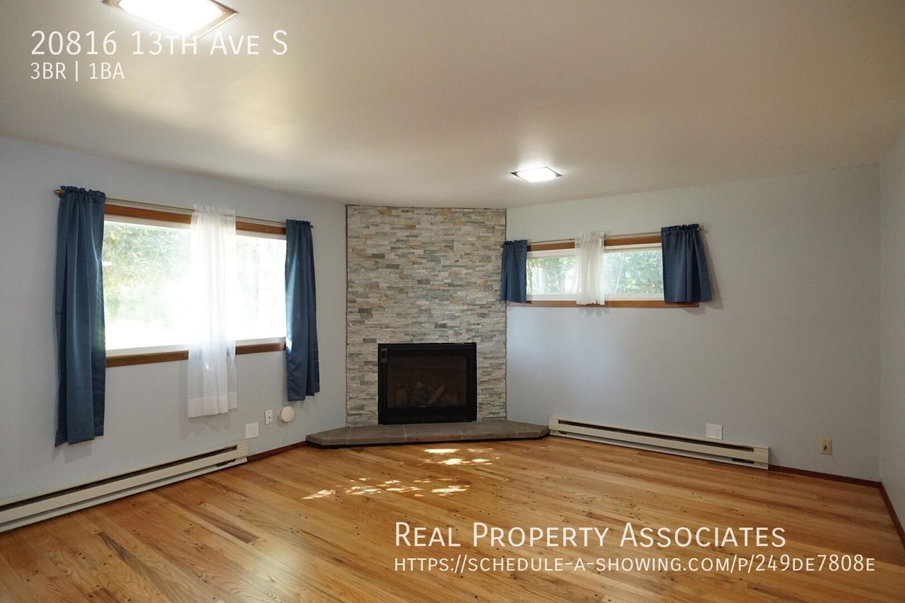 20816 13th Ave S - Photo 5 of 25