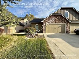 featured image of 2530 E Satterfield St