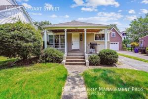 featured image of 1223 N Stuart St