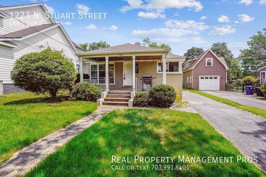 1223 N Stuart St - Photo 2 of 30