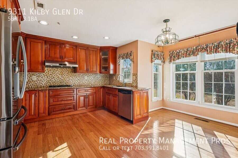 9311 Kilby Glen Dr - Photo 3 of 50
