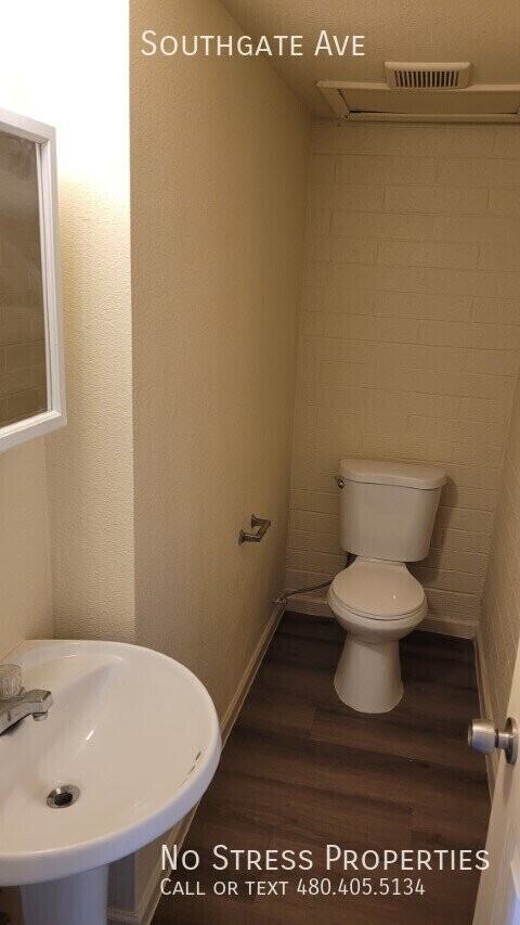 4630 E Southgate Ave - Photo 7 of 19