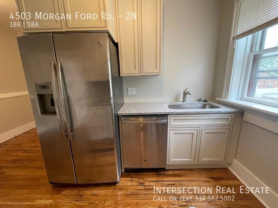 4503 Morganford Rd #2N - Photo 6 of 14